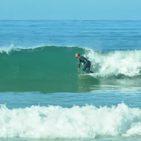 Vague de la plage d'Agadir