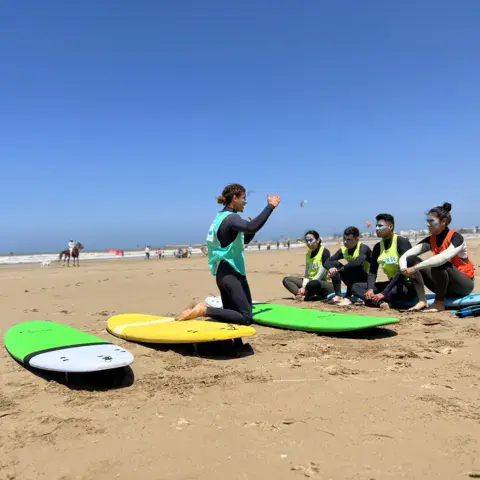 Briefing surf sur la plage centrale d'Essaouira