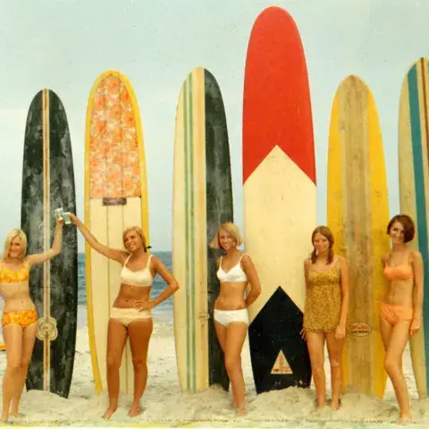 Surfeuses à Goulien