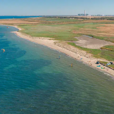 Vue aérienne d'une plage de la région