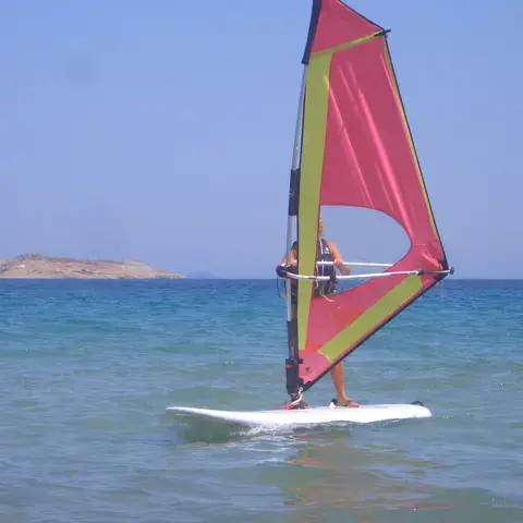 Planche à voile en eau plate