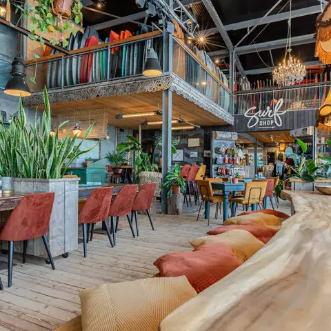 Salle de la beach club de Natural High