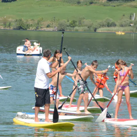 Cours de stand up paddle en groupe
