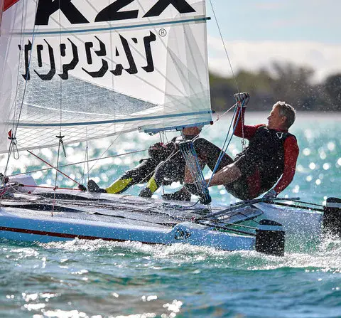 Catamaran sous voile