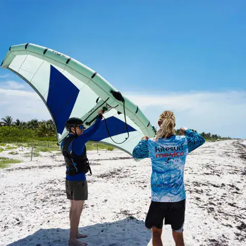 Cours particulier de wing foil sur le sable