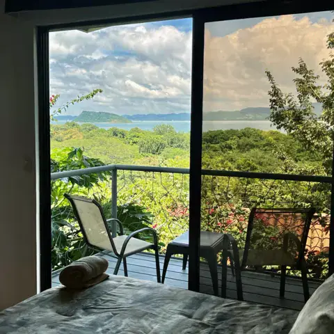 Chambre avec terrasse et vue sur la baie