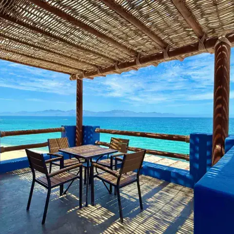 Terrasse privée avec vue sur la mer