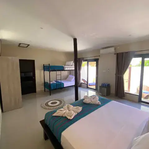 Chambre avec accès à la terrasse