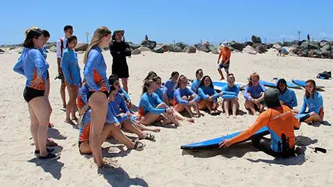 Cours collectif sur la plage