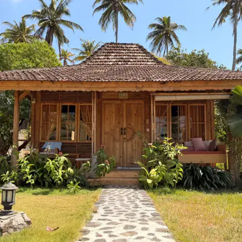 Bungalow en bois du Batikite Resort