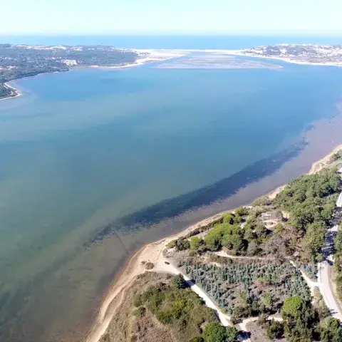 Vue aérienne de la lagune d'Óbidos / Aerial view of the Óbidos lagoon