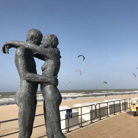 de haan | le coq — photo 2