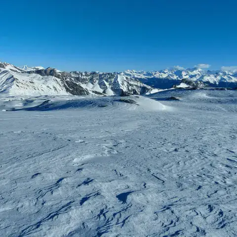 Glacier des Diablerets Snowkite (Valais side) — photo 2