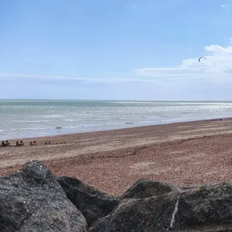 Lancing beach — photo 2