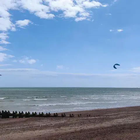 Lancing beach — photo 3