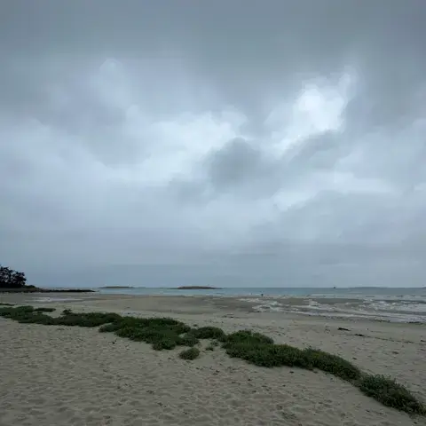 Lampaul-Ploudalmézeau - Les Trois Moutons Beach — photo 2
