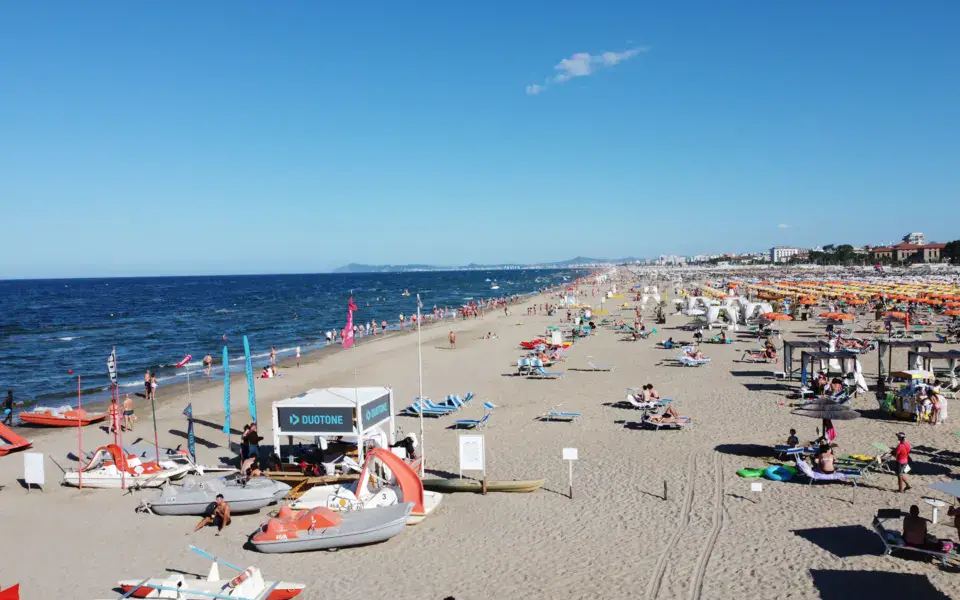Vue aérienne de la plage de Rimini