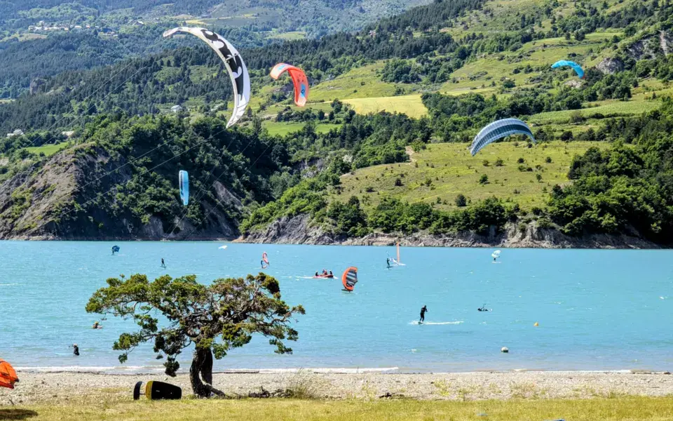 Lac de Serre-poncon | Kitebeach — photo 1