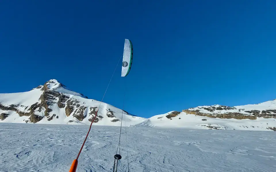 Glacier des Diablerets Snowkite (Valais side) — photo 1