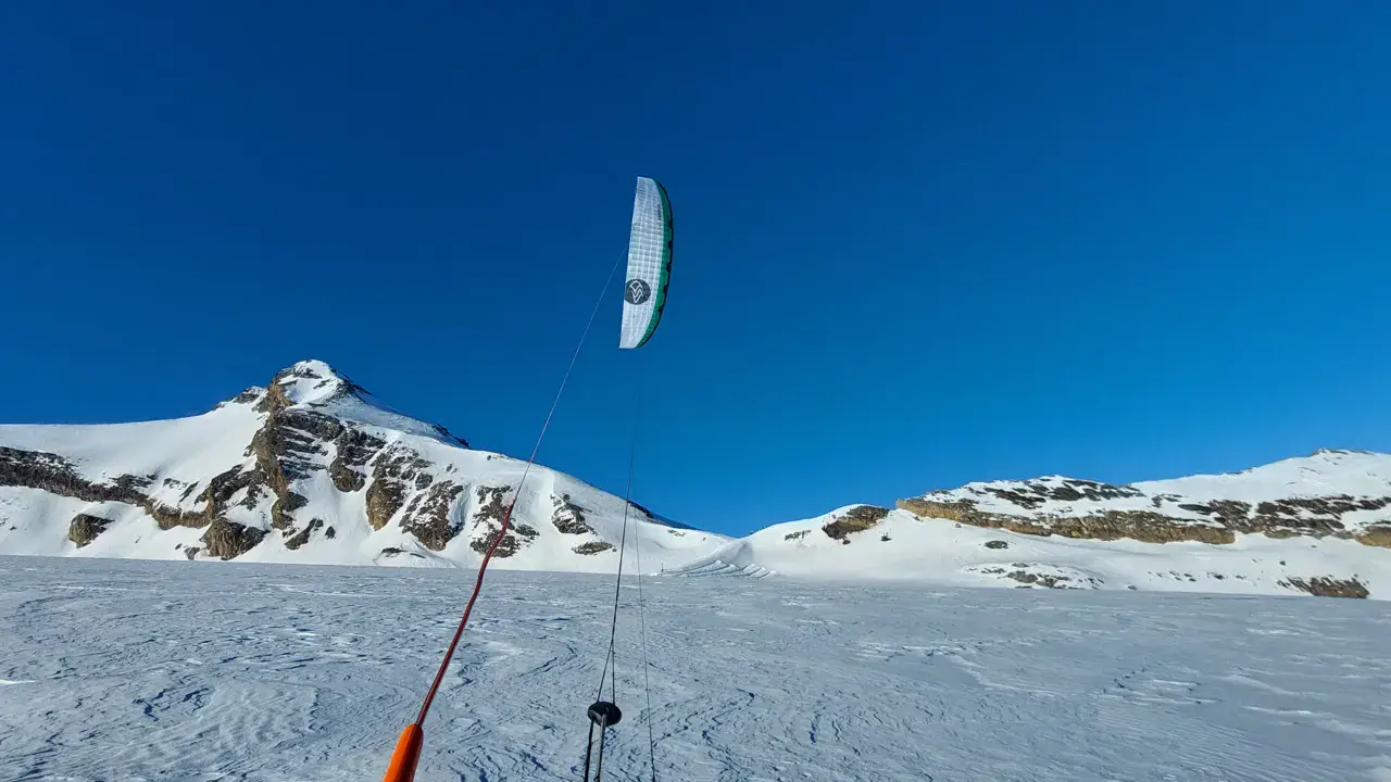 Glacier des Diablerets Snowkite (Valais side) spot