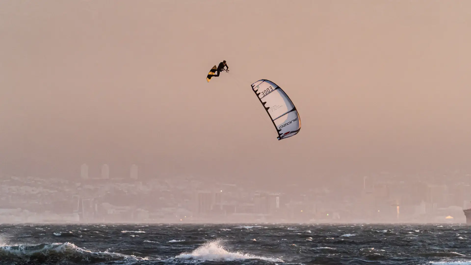 Begtrup Vig: kitesurf, wingfoil and windsurf spot (Denmark)