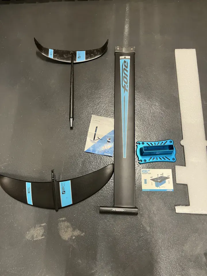 Foil complet pour kite F-one carbone, photo 1 sur 3