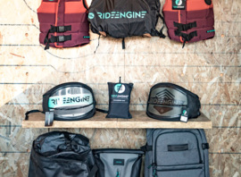 Gilets et harnais Ride Engine en boutique