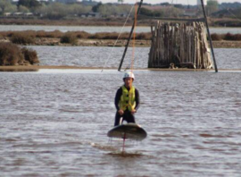 Initiation au foil tracté sur le téléski nautique