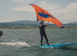 Wingfoil sur l'étang de Leucate