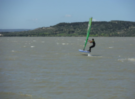 Windfoil sur l'étang de Bages-Sigean