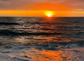 Bord de mer au coucher du soleil, camps Travel