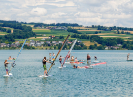 Cours de windsurf sur le lac de Sempach