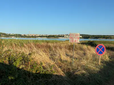 Liznjan Locals only - photo 2