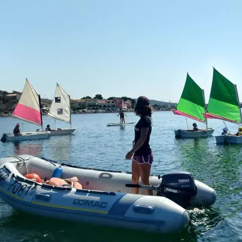 Stage encadré au bateau devant Bouzigues