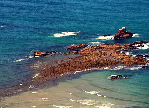 La côte rocheuse autour de Sidi Ifni