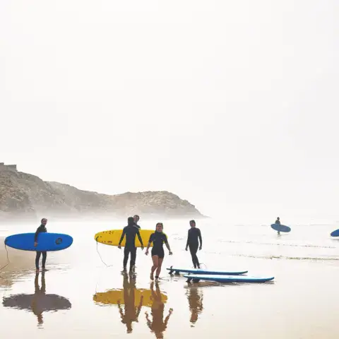 Retour de session sur la plage de Sidi Ifni