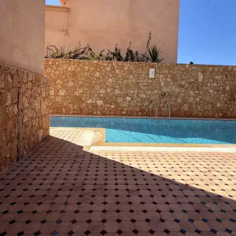 La piscine de la Surf House