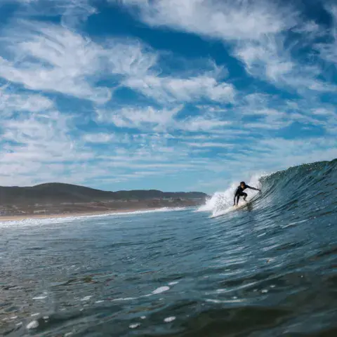 Une vague sur la baie de Mirleft