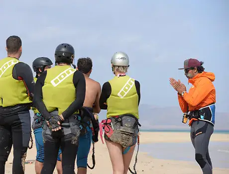 Briefing du groupe avant la mise à l'eau