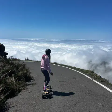 Sortie en longboard électrique à Madère