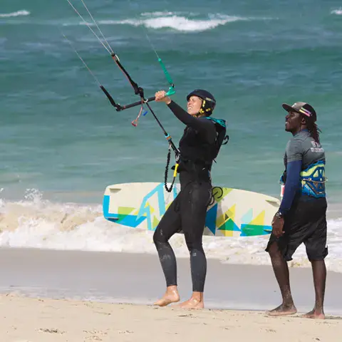 Cours de kitesurf avec moniteur