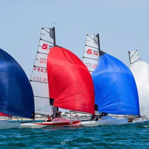 Régate de dériveurs Open 5.70