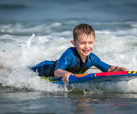 Cours de surf enfants à Capbreton