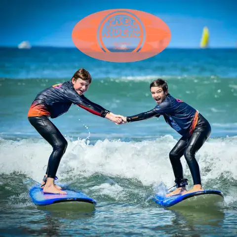 Cours de surf à Hendaye