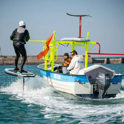 Surf foil depuis Port Olona