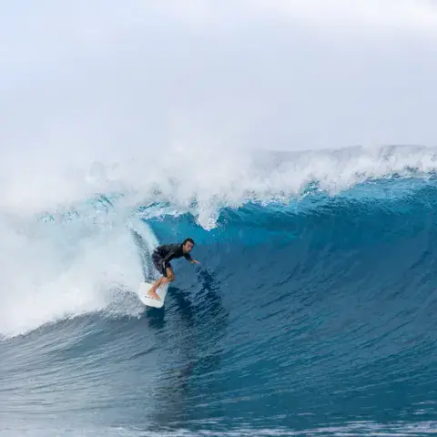 Session de surf sur la presqu'île de Quiberon