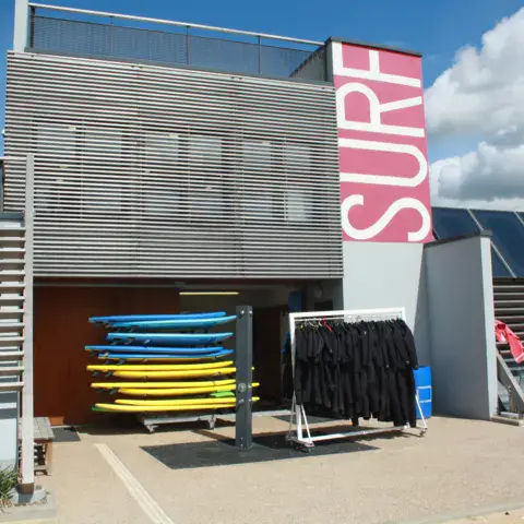 Session de surf, Cotentin Surf Club