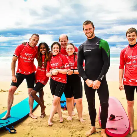Cours de surf avec l'école Silver Coast
