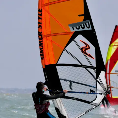 Séance de planche à voile