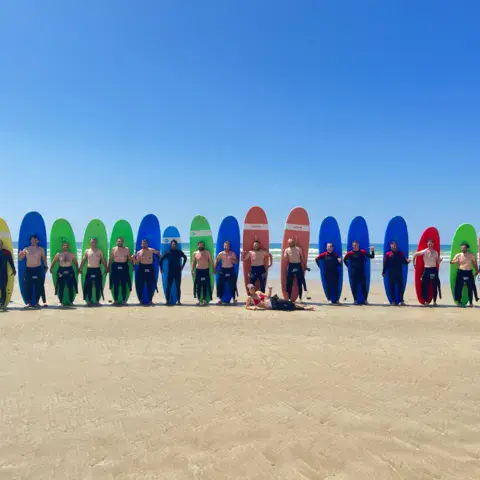 Cours de surf avec Surfing Paradise